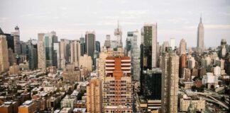 पश्चिम बंगाल में हिमालय के तराई क्षेत्रों और सिक्किम में … पश्चिम