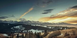 बंगाल: कांग्रेस का पुराना गढ़ कैसे बना ममता बनर्जी का अभे… बंगाल