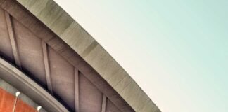 केमिस्ट्री की परीक्षा देने में छूटे विद्यार्थियों के पसीन… केमिस्ट्री