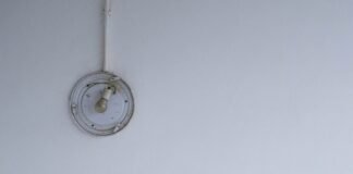 इंजीनियरिंग का कमाल? महबूब चौक टॉवर की घड़ी बिना चाबी कैस… इंजीनियरिंग