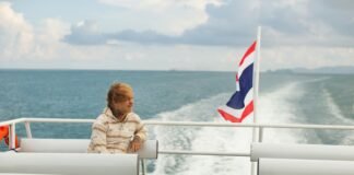 मां मैं आ रहा हूं! स्टेट ऑफ होर्मुज में जहाज पर से जमशेदप… मां