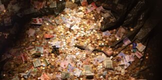 Rahul Gandhi: डॉलर के मुकाबले रुपये की कमजोरी पर राहुल ने… Rahul