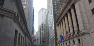 Stock market crash: युद्ध से शेयर बाजार में भारी तबाही, 1… Stock