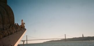 क्लर्क से लेकर इंजीनियर तक… 12वीं पास के लिए सरकारी नौक…