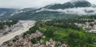 ग्लेशियर झील से आई नेपाल की बाढ़ या कुछ और है वजह? कम बारिश में क्यों बेकाबू हो रही हिमालयी नदियां