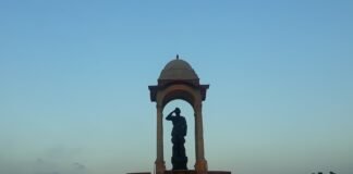 लखपति दीदी योजना: स्वयं सहायता समूहों को मिलेंगे 10 लाख करोड़ के लोन लखपति दीदी योजना